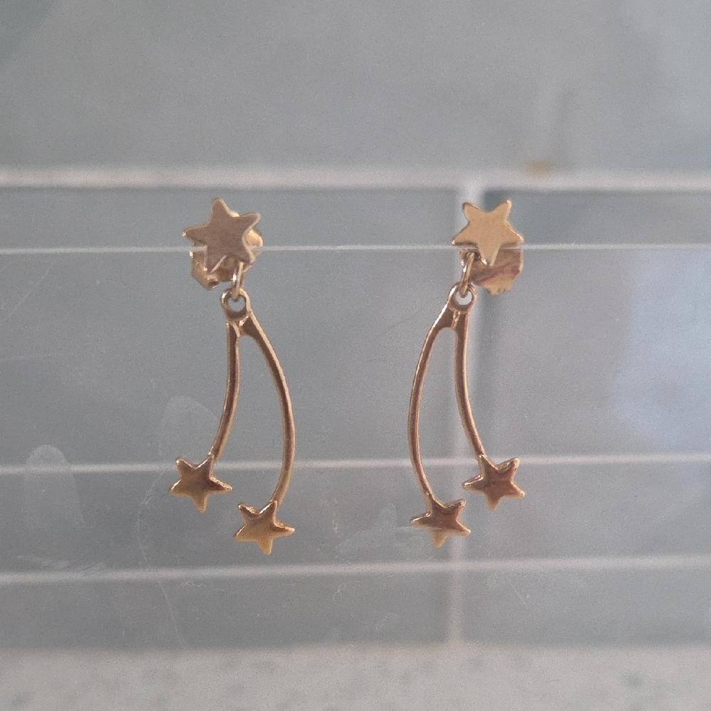 Avon Gold Star Drop Earrings